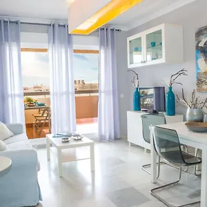 Apartamento Del Mar - Estupendo Piso Con Terraza En Segunda Línea, Barbate