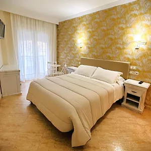 2* Hotel Playa Del Carmen